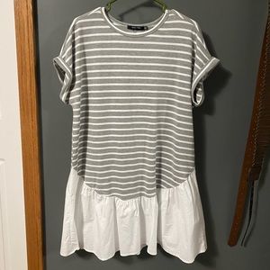 Like new Doe & Rae mixed media dress